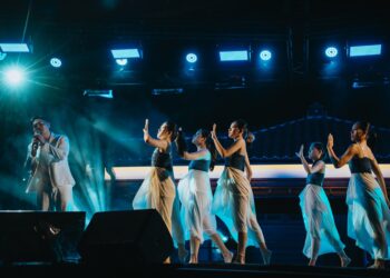 台东县政府28日在台东市北町日式建筑宿舍群举办『那年，我们一起听的歌－李泰祥10周年纪念音乐会』