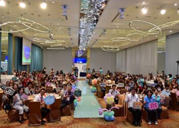 台东县政府今(28)日举办113年度教师节表扬大会，秘书长卢协昌表示今年受奖人员共199位