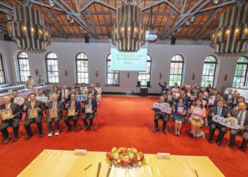 『好心肝基金会爱心回馈台大教职员健检项目』与会者大合照