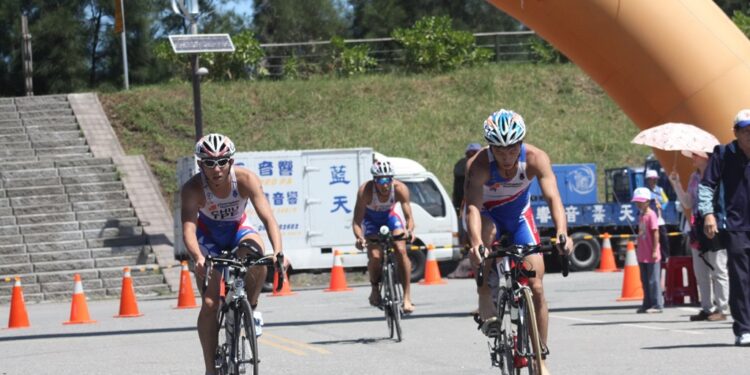 2024台东巴歌浪超级铁人三项赛及第六届台东活水湖长泳嘉年华，将于10月19、20日(六、日)在台东森林公园活水湖举办