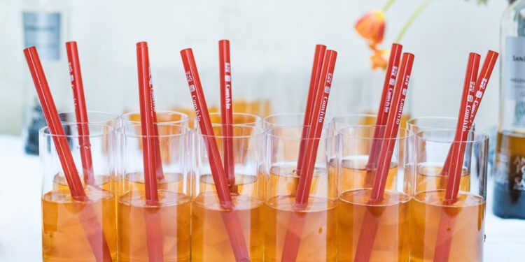 台东县政府日前于意大利威尼斯五星级酒店—云水之都Palazzo Venart举办『茶香威尼斯』活动，推广台东红乌龙茶