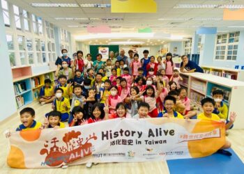 海科x果陀乐龄拾忆话聚滚动世代交流