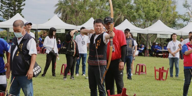 台东市公所今(12)日早上8点20分在台东森林公园举行『113年原住民族传统竞技市民运动会』