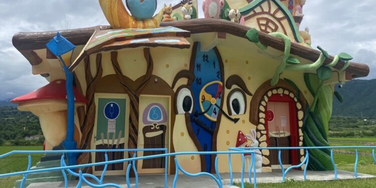 台东县政府表示，优质的环境不仅提升居民的生活质量，也是推动观光经济的重要基础