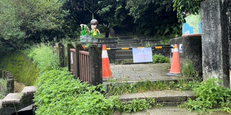 明(2)日起，全面暂时封闭『望幽谷步道』，民众于封闭期间，不要进入