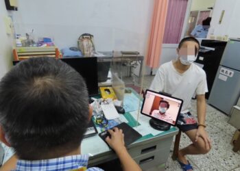 东河卫所结合高医每周四泰源监狱开办全国第一个矫正机关远距医疗皮肤科门诊