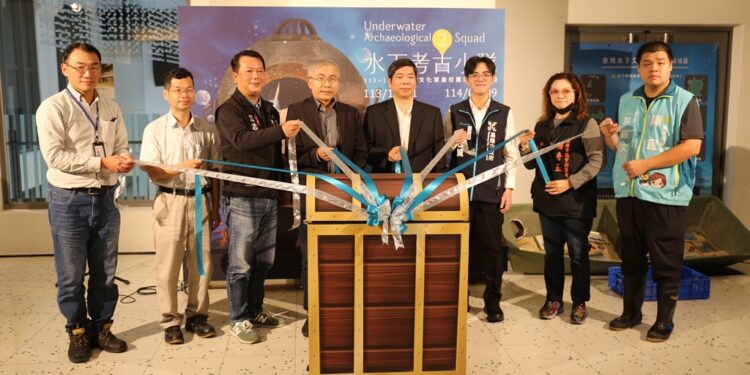 海科『水下文化资产校园巡回微型展』今开幕，贵宾大合照