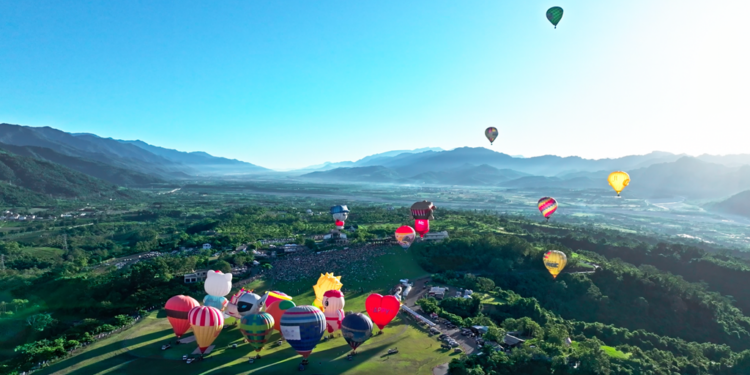 台东全新观光宣传影片全长3分钟，以『声音与你共鸣』为题，串联起台东的山、海、田野、文化美食及特色体验