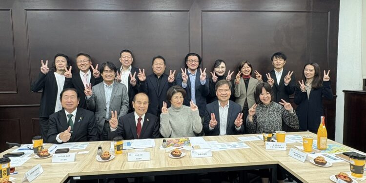 日本佐贺县太良町町长永渊孝幸率领代表团于12月16日至18日第三度访问台东