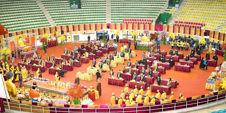 东海龙门天圣宫主办的『2024天后护民•历劫重建』护国息灾梁皇大法会，自12月17日起，于台东县立体育馆隆重启建