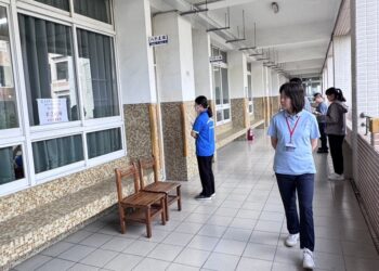 为拔擢优秀学校行政人员，台东县政府于今(7)日在东海国中举办『113学年国民小学校长暨国民中小学主任甄选口试』