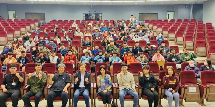台东县府与东大合作办理智慧机器人竞赛培育科技新星