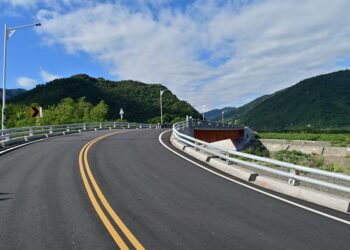 台东县爱国蒲联外替代道路今通车