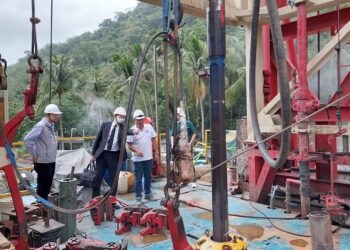 台东县政府积极发展因地制宜的再生能源，并积极推动地热、小水力、太阳能光电及生质能源…等，致力台东的净零排放愿景