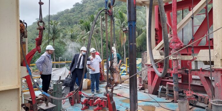 台东县政府积极发展因地制宜的再生能源，并积极推动地热、小水力、太阳能光电及生质能源…等，致力台东的净零排放愿景