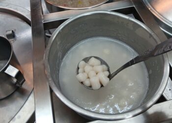 台东县卫生局前往县内冷饮店、超市、卖场…等抽验22件汤圆食品皆合格，请民众安心食用