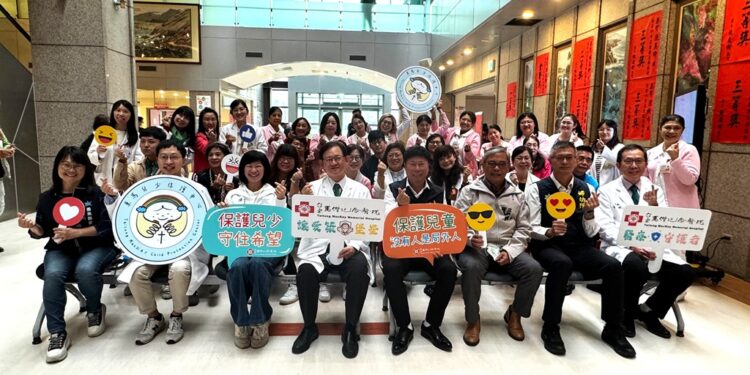 卫政、社政、警政、儿福机构及民意代表与医院一起齐力为儿少保护努力