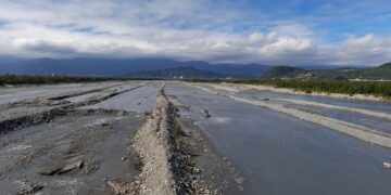 台东环保局为乡亲持续守护好空气，卑南溪水覆盖修复九成