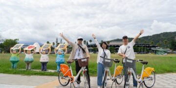 台东县政府邀请大家来台东，多加骑乘YouBike，在年节期间，骑出风光好心情，感受台东慢生活的年节氛围