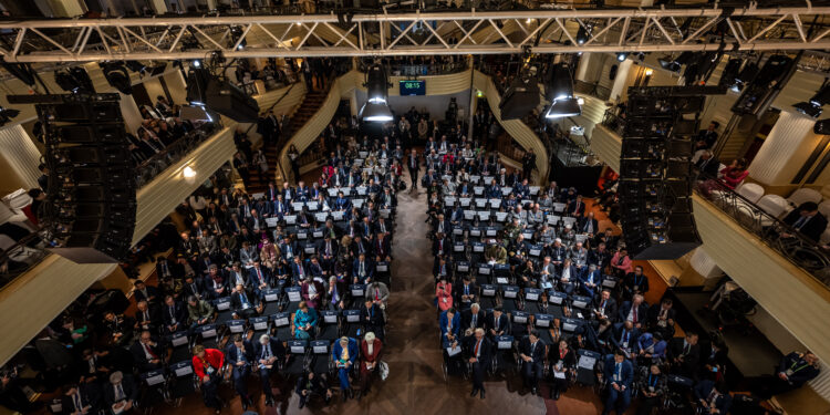 《2025年慕尼黑安全报告》发布:推进多极化进程