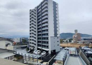 DoMo集团(7622)于2023年挹注30亿日币兴建酒店式公寓『Formosa Hills DoMo 熊本馆』，将于2025年3月正式落成(照片DoMo集团提供)