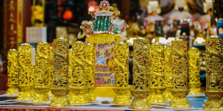 东海龙门天圣宫将于2025年3月10日乙巳蛇年首场天赦日晚间7时30分,盛大启建「玉皇十七慈光遍照法会-天赦日供香圣典」。图/东海龙门天圣宫提供