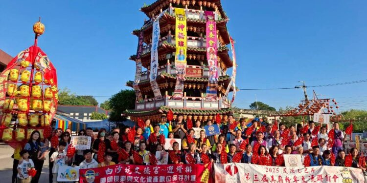 来自全台近50家宫庙、百位宫庙小编齐聚一堂,参与『第三届美庙粉专交流联谊会×文化传承工作坊』,场面热闹空前。